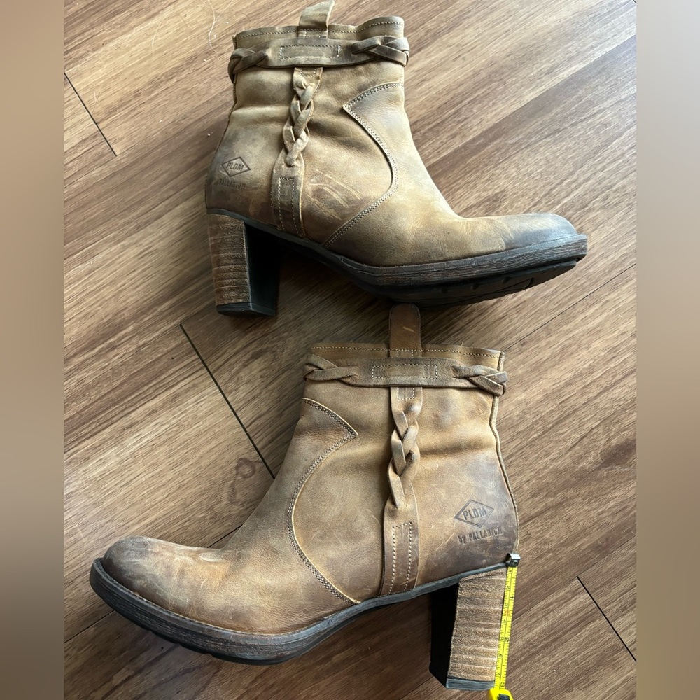 Distressed PLDM palladium leather boots